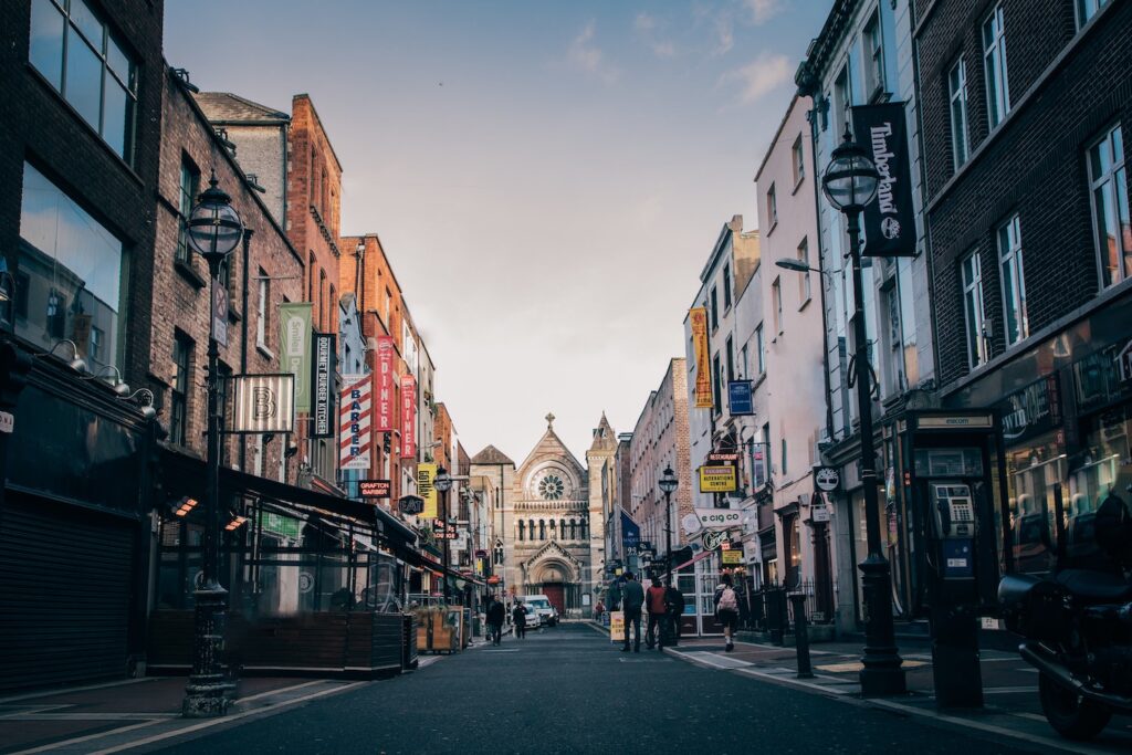 gregory dalleau KT4dOfvtZSg unsplash 1 e1626453293782
