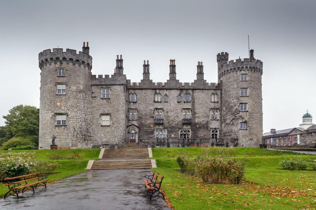 Kilkenny Castle and cloudy sky