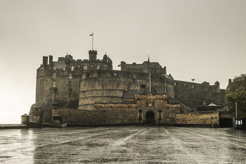 edinburgh castle g2db37fd07 1920