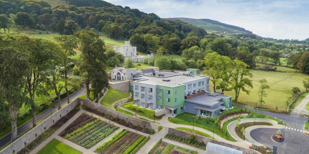 killeavy castle and hotel w