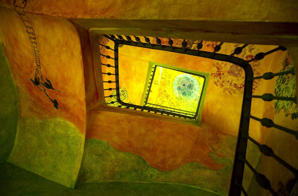 stairs g2c3a5588b 1920 spain winery
