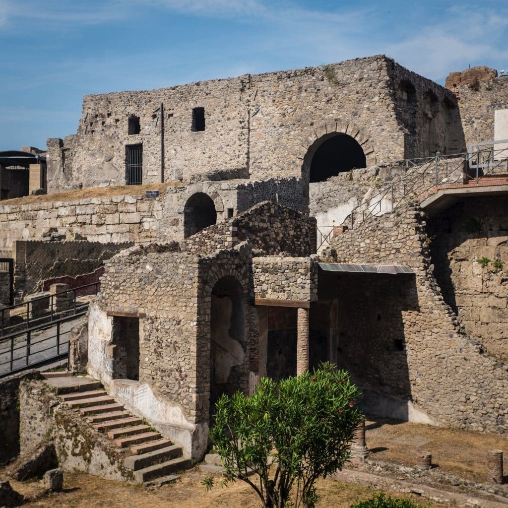 eddy ymeri KDqLJgnhq2I unsplash pompeii