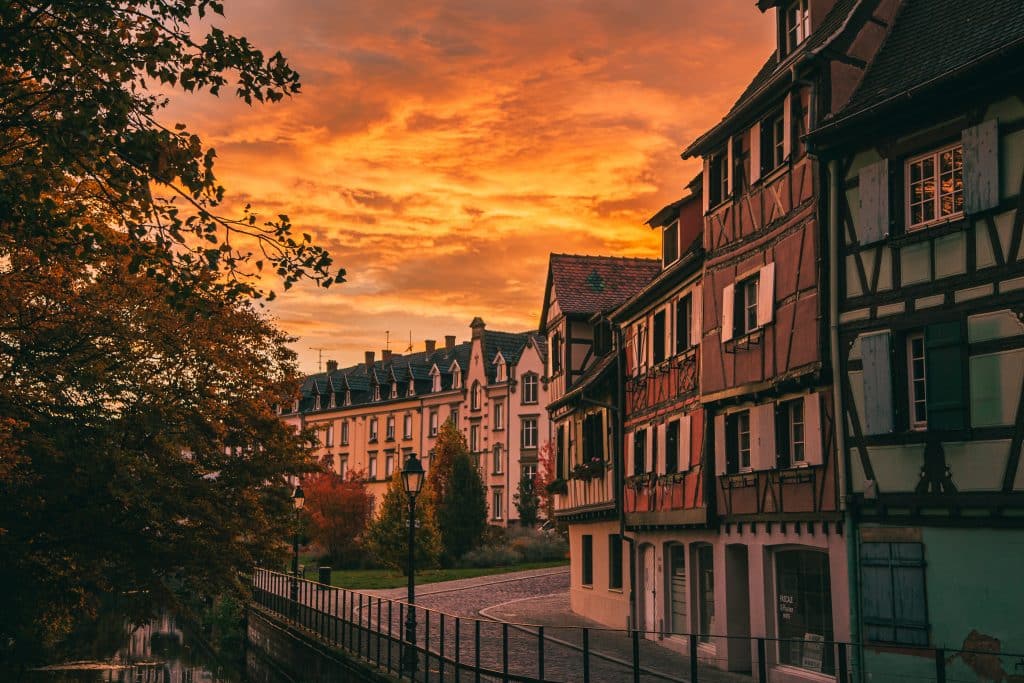 zhu yunxiao ip8w au7l8s unsplash colmar
