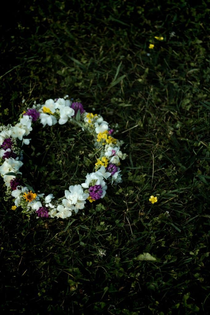 tina sara 1V9iV CZ07Y unsplash