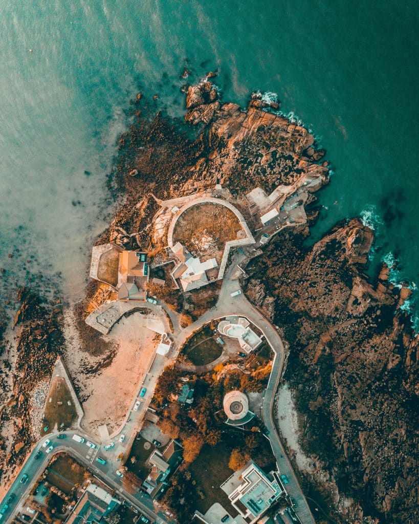 paul costello xulw mQ5TqE unsplash